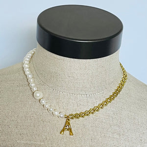 PEARL & CHAIN Initial Necklace